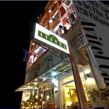 Avitel Hotel Makati City Exterior foto