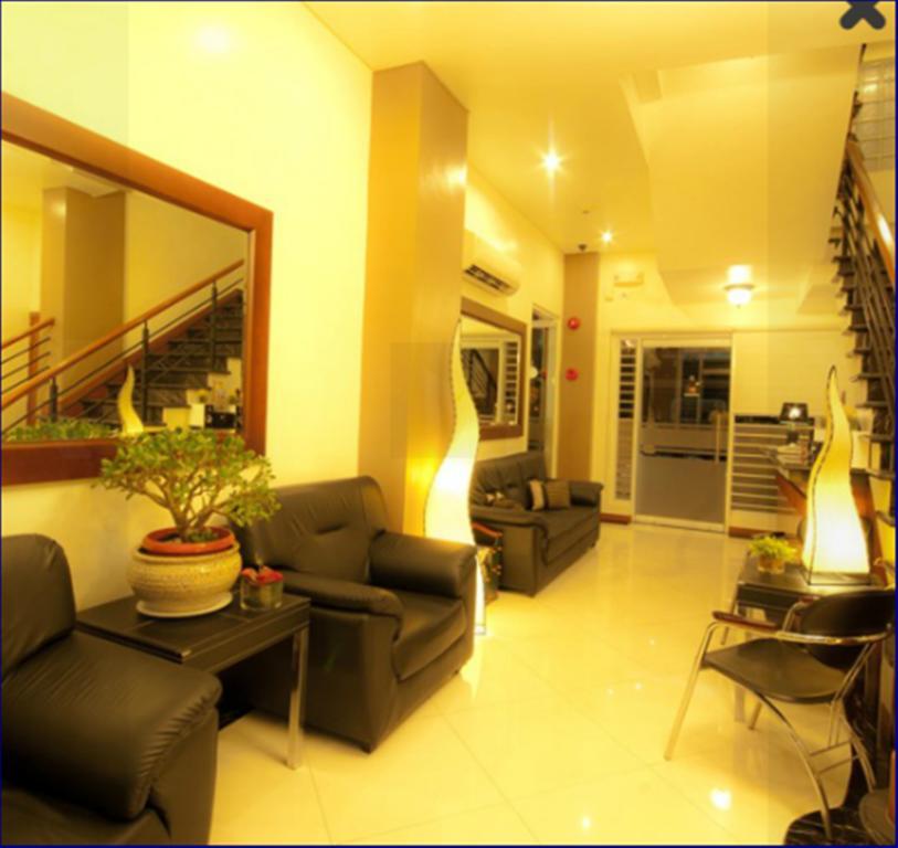Avitel Hotel Makati City Exterior foto